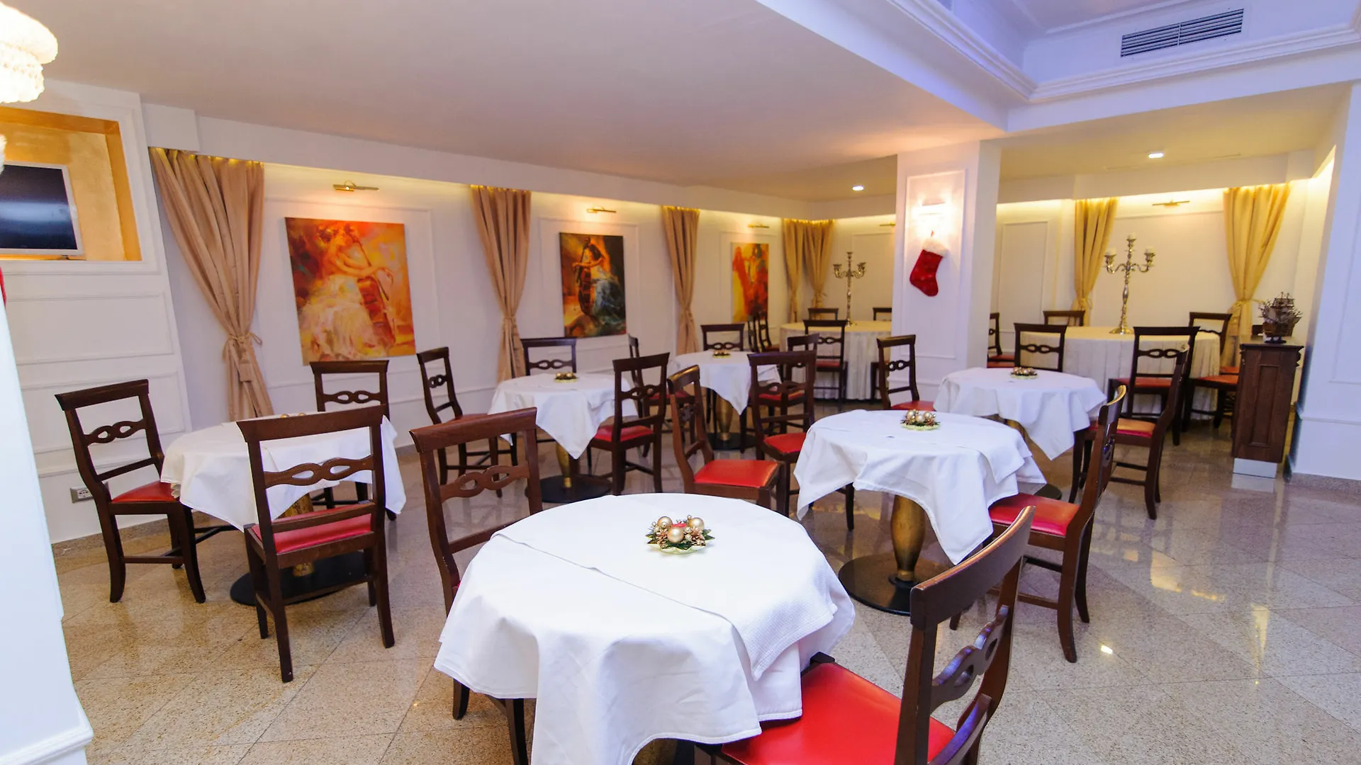 Hotel Decebal Bucharest