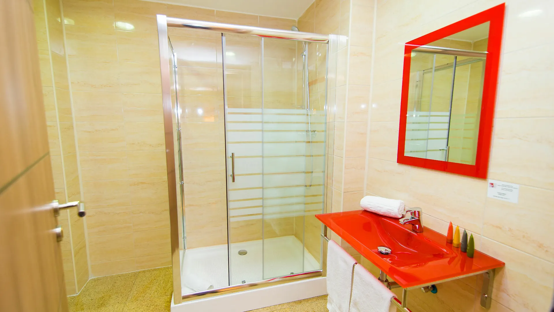 ****  Hotel Decebal Bucharest Romania