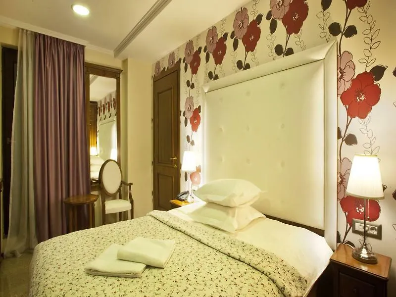 Hotel Decebal Bucharest
