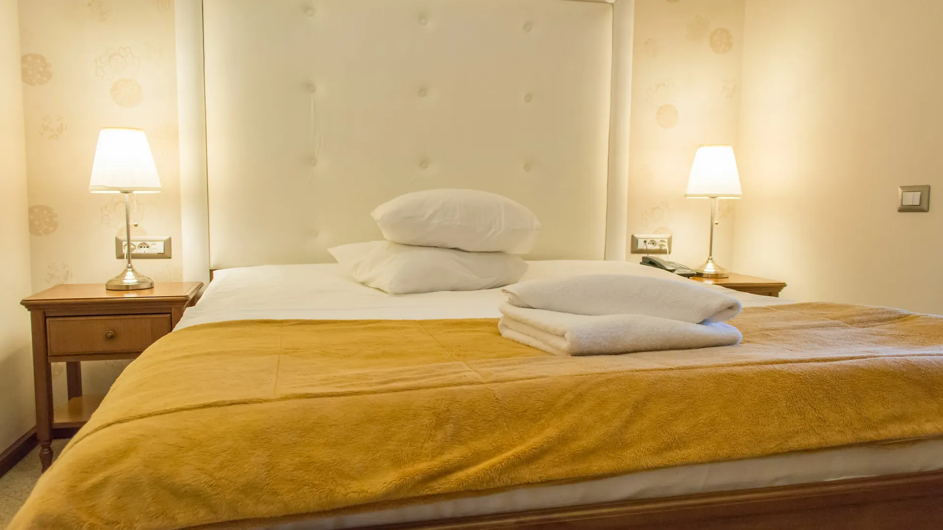 Hotel Decebal Bucharest 4*,  Romania