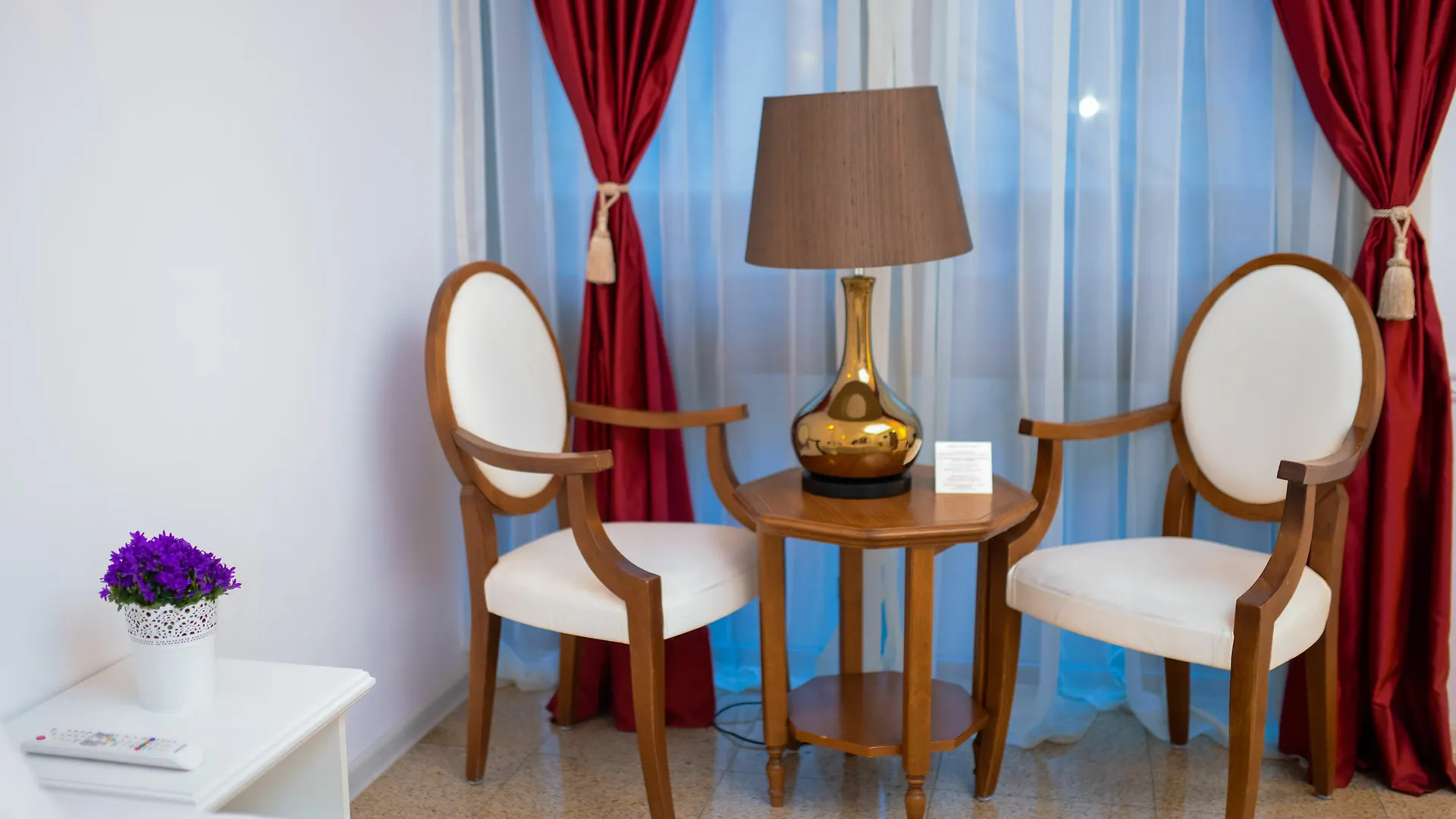 ****  Hotel Decebal Bucharest Romania