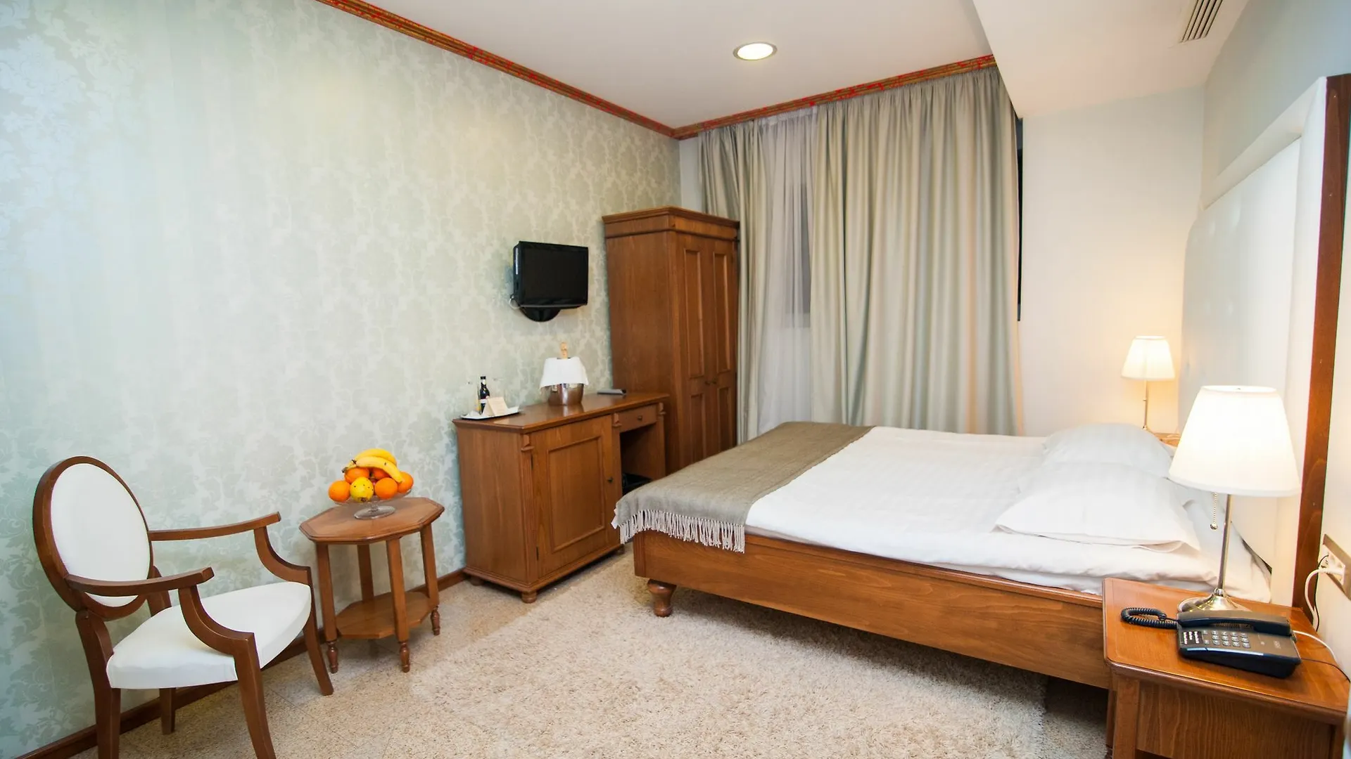 Hotel Decebal Bucharest